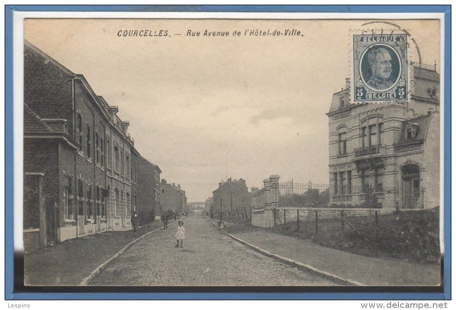 BELGIQUE --  COURCELLES -- Rue Avenue De L´Hôtel De Ville - Courcelles