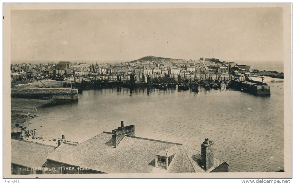 ROYAUME UNI - ENGLAND - ST IVES - The Habour - St.Ives