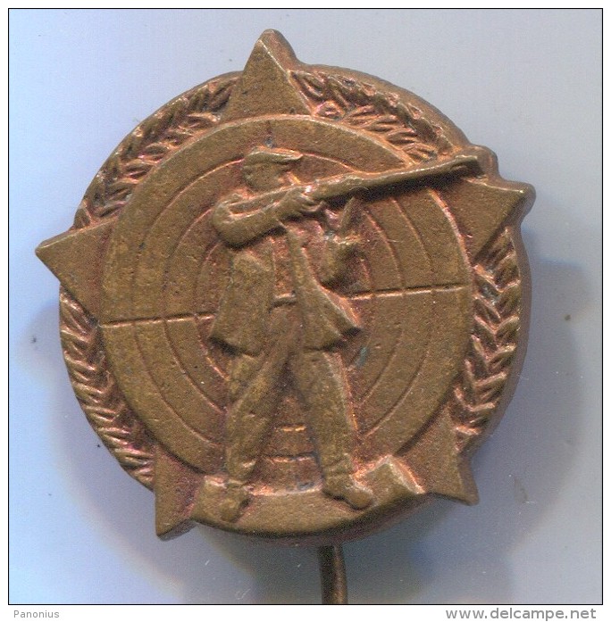 HUNTING JAGD Shooting Jager Archery - Yugoslavia, Vintage Pin  Badge - Archery