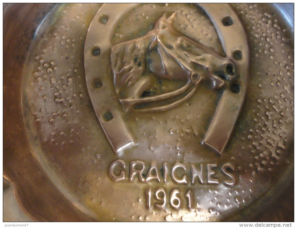 GRAIGNES - EQUITATION . - . CHEVAL . - . TROPHEE COURSES GRAIGNES 1961 CUIVRE ET FER TORSADE - Ruitersport