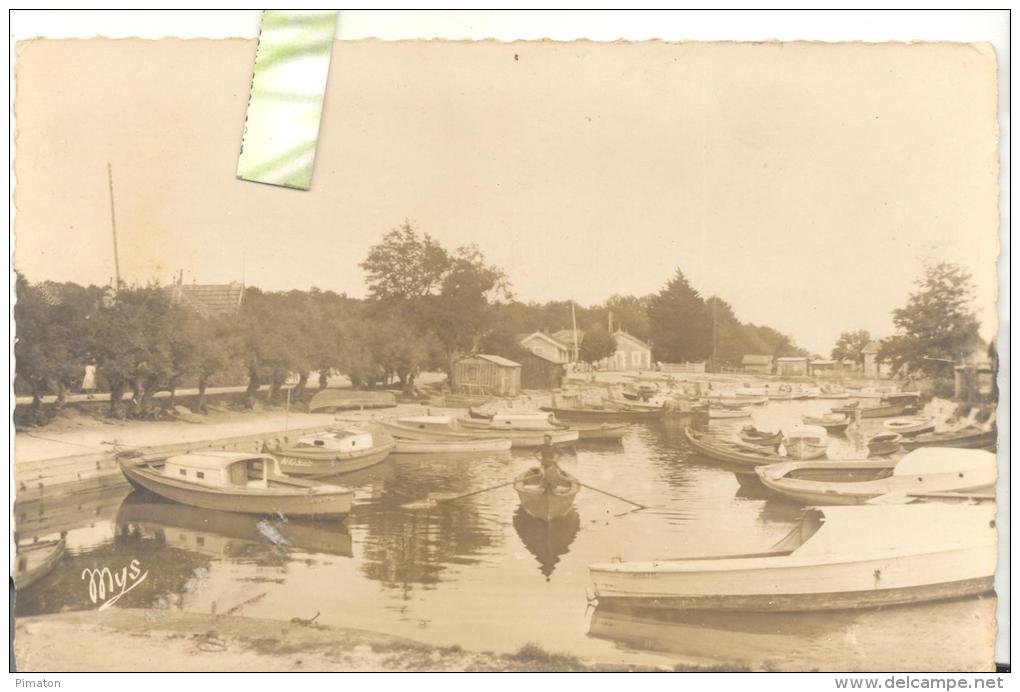 CARTE PHOTO - TAUSSAT - Le Port , Voir Scan - Other & Unclassified