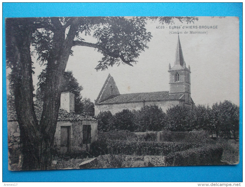 17 : HIERS-BROUAGE :  L'EGLISE  :  C.P.A. Carte En Trés Bon état , - Churches & Cathedrals