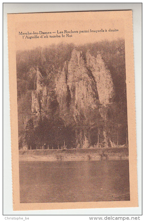 Marche Les Dames, Les Rochers Parmi Lesquels à Droite L'Aiguille D'ou Tomba Le Roi (pk22852) - Namur