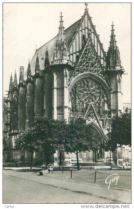 94 - VINCENNES - Le Château.  La Sainte-Chapelle - Vincennes