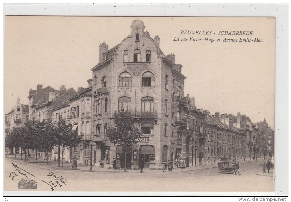 Schaerbeek  La Rue Victor Hugo Et Avenue Emile Max - Schaerbeek - Schaarbeek