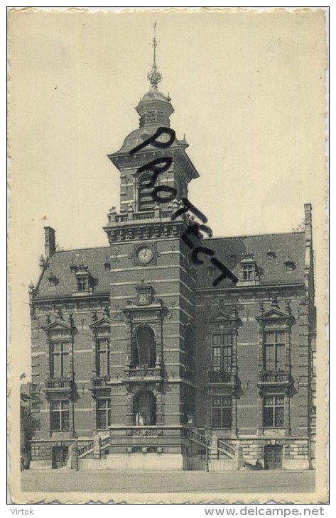 Anderlecht :  Place Communale - Anderlecht