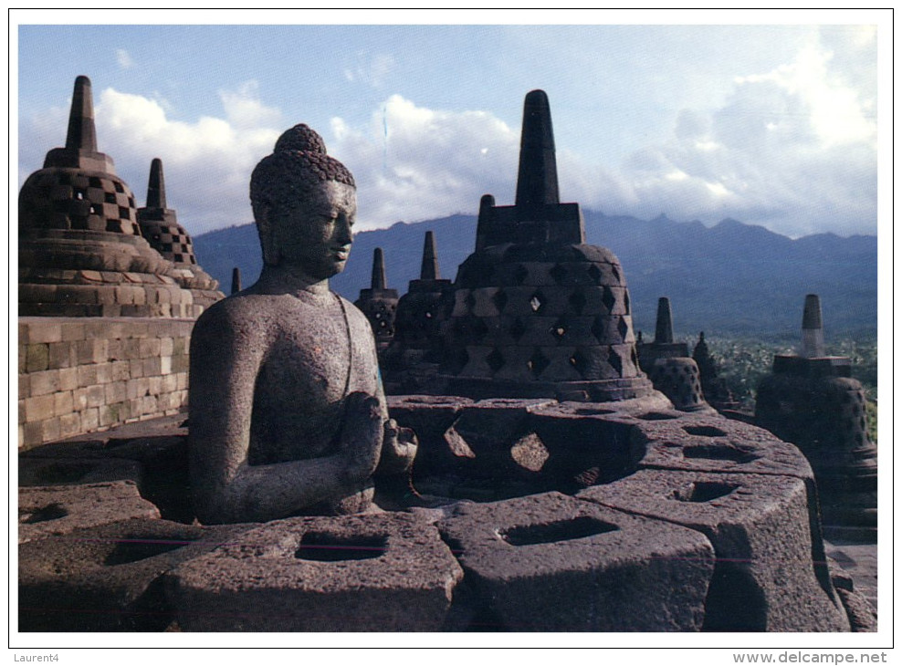 (249) Indonesia - Borobudur Buddha Statue - Buddhism