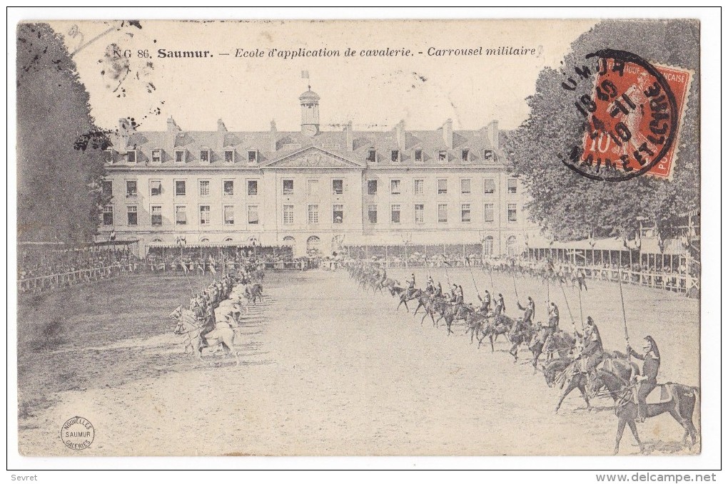 SAUMUR. - Ecole D'application De Cavalerie. - Carrousel Militaire. Carte Assez Rare - Saumur