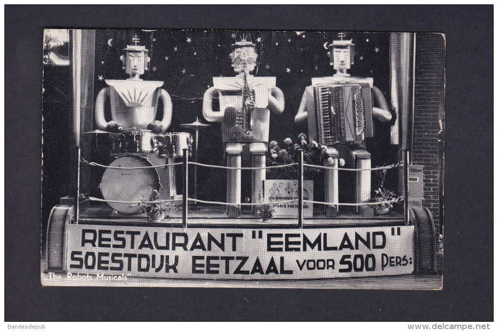 Holland - Restaurant EEMLAND Soestdijk Eetzaal - The Robots Musicals ( Les Robots Musiciens Accordeon Saxo Batterie - Soestdijk