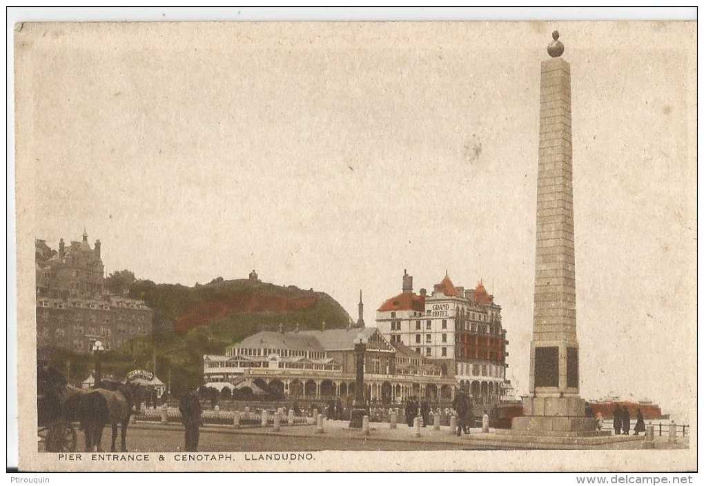 LLANDUDNO - PIER ENTRANCE ET CENOPATH (grand Hôtel) - Zu Identifizieren