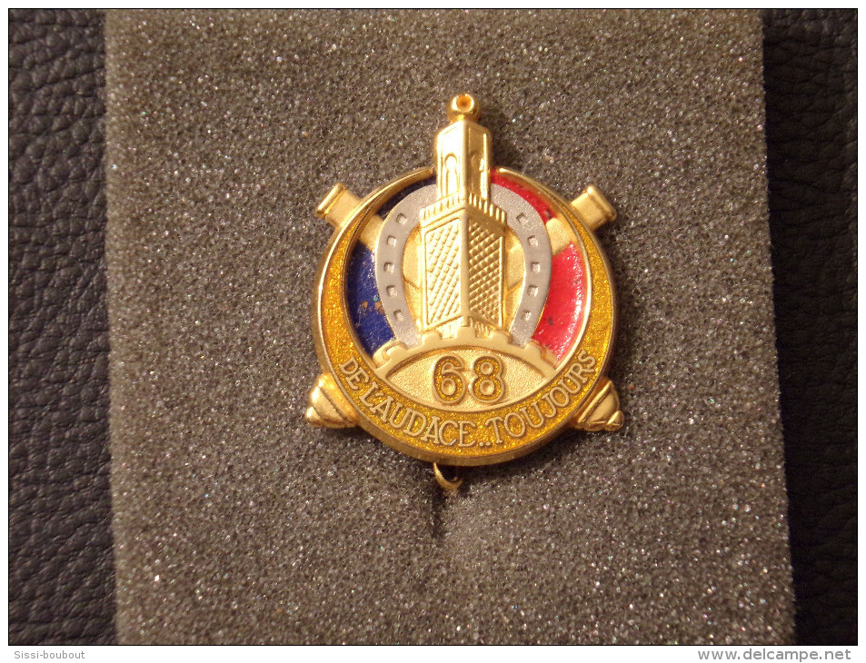 Insignes Militaire " 68e Régiment D'Artillerie D'Afrique " Military Badges "" - RARE - Armée De Terre