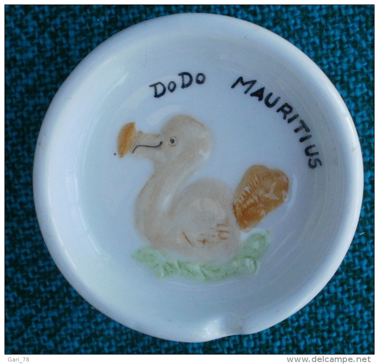 Cendrier DODO MAURITIUS Artisanat De L'Ile Maurice - Porcelana