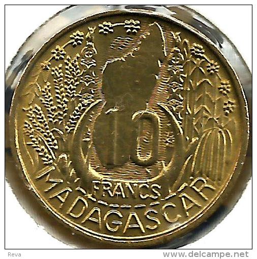 MADAGASCAR FRANCAISE 10 FRANCS MAP WHEAT LEAVES FRONT WOMAN HEAD BACK 1953 EF KM6 READ DESCRIPTION CAREFULLY !!! - Madagascar