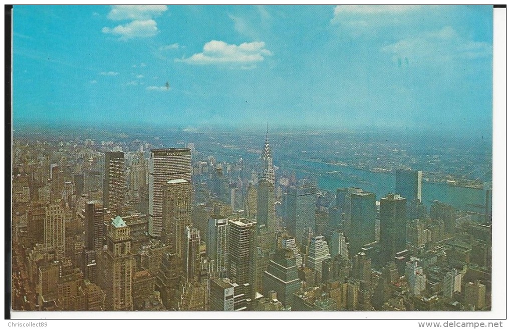 Carte Postale  Etats Unis  : View Looking Northeast  From The Empire State Building - New York City - Panoramic Views