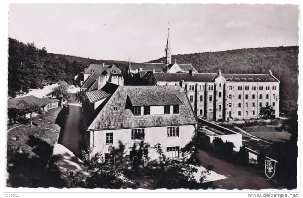 Cpsm Abbaye De La Pierre Qui Vire VUE D ENSEMBLE - Autres & Non Classés