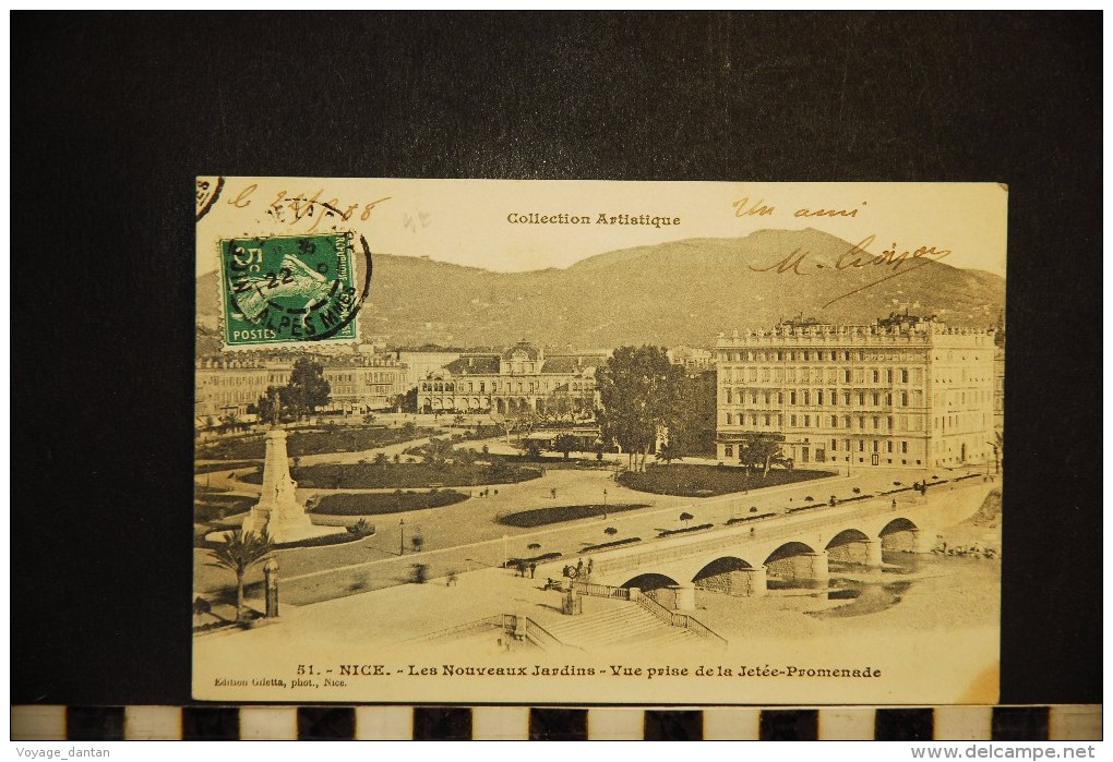 CPA 06, NICE Les Nouveaux Jardins , Vue Prise De La Jetée Promenade , 51 - Parques, Jardines