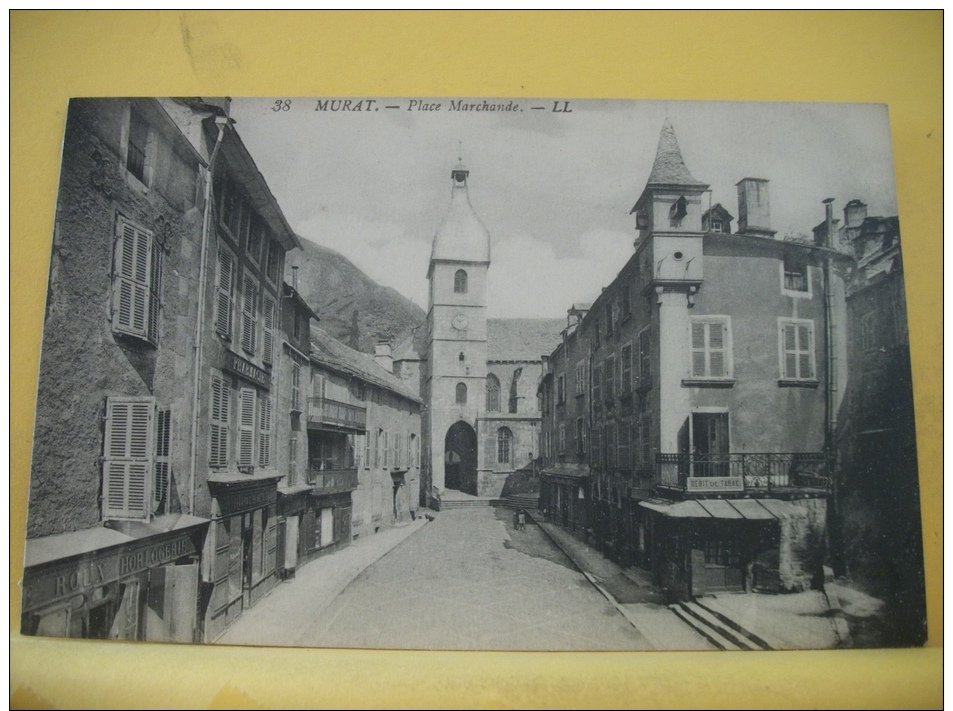 15 77 - CPA - MURAT - PLACE MARCHANDE  - ANIMATION (VOIR SCANS RECTO VERSO) - Murat