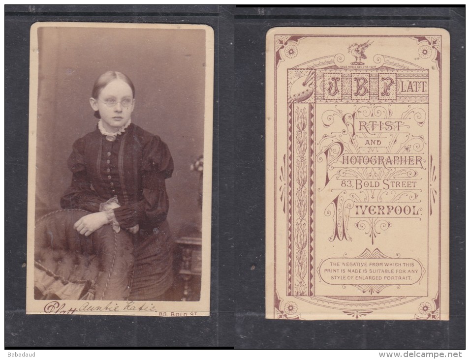 Carte De Visit; Great Briain, Photo  J.B.PLATT, LIVERPOOL.: A Young Lady Leaning On Chair Back - Anonymous Persons