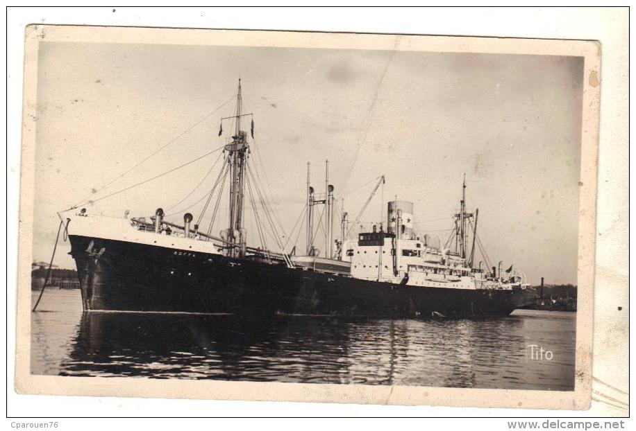 Carte Photo Bateau Navire  " Bofa  " Compagnie Maritime Des Chargeurs Réunis C.M.R  1947 Lauzon Momar Antonios - Commercio