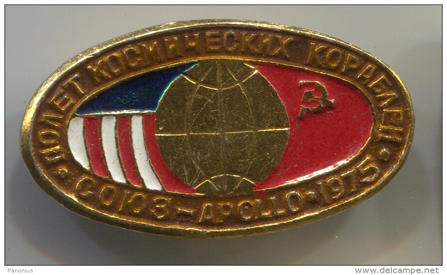 Space Cosmos Spaceship Programe - SOJUZ APOLLO, 1975. Soviet Union / Russia, Vintage Pin, Badge - Ruimtevaart