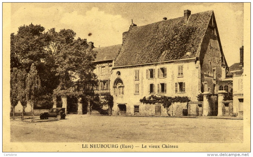 27 LE NEUBOURG  Le Vieux Chateau - Le Neubourg