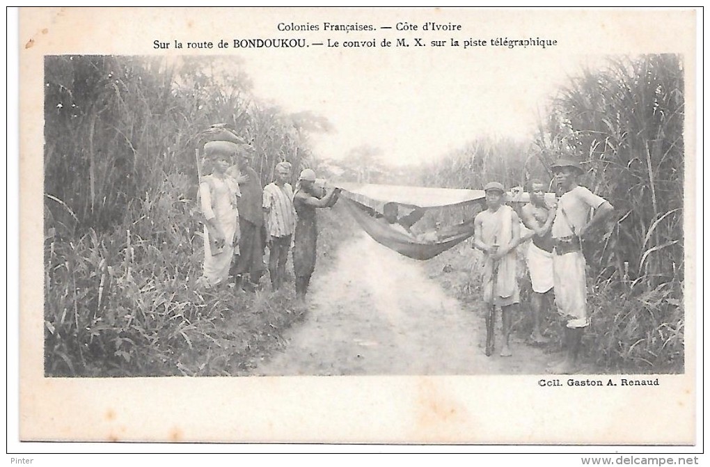 COTE D´IVOIRE - Colonies Françaises - Sur La Route De BONDOUKOU - Le Convoi De M X Sur La Piste Télégraphique - Côte-d'Ivoire