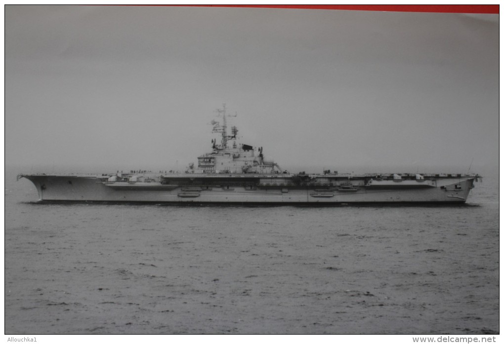 21-12-1979-ARCHIVE MILITAIRE REPORTAGE PHOTOGRAPHIQUE PHOTO PORTE-AVION"FOCH"MER-MANOEUVRE-APPONTAGE>AVION CHASSE MARINE - Bateaux