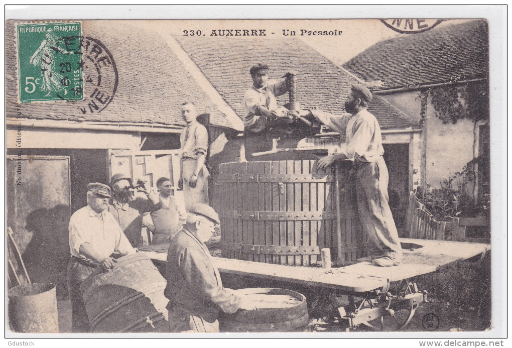 Auxerre - Un Pressoir - Auxerre