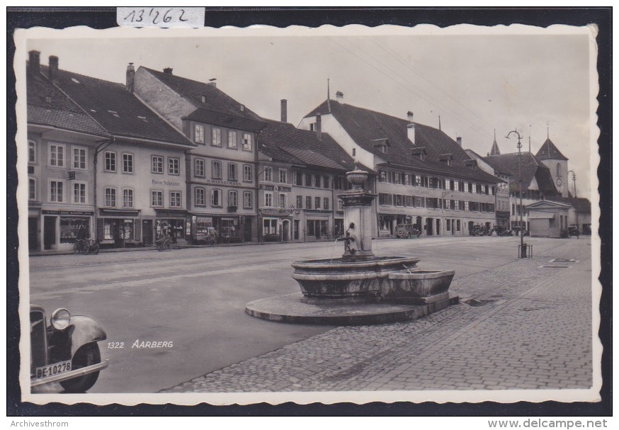 Aarberg : Platz, Brunnen 1943 (13´262) - Aarberg