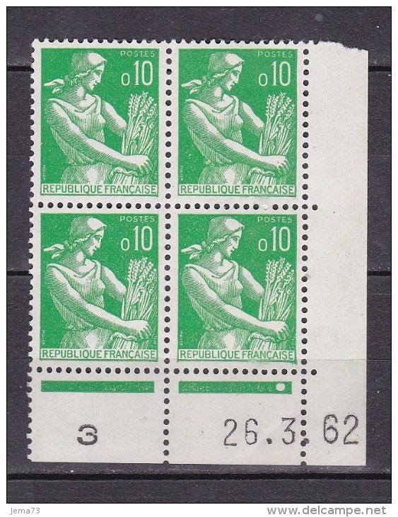 N° 1231 Types De 1957-59 Avec Valeur Den Nouveau Francs: Bloc Coins Datés Du 26.3.62 - 1960-1969