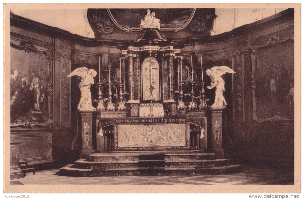 BOIS-SEIGNEUR-ISAAC :  Intérieur De La Chapelle - Braine-l'Alleud