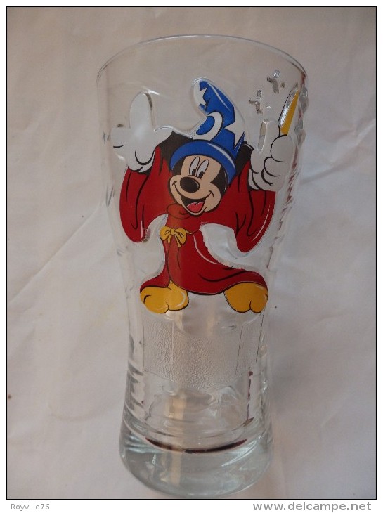 Très Beau Verre Mickey (Disneyland Paris). 15 Cm De Haut Et Culot épais. - Other & Unclassified