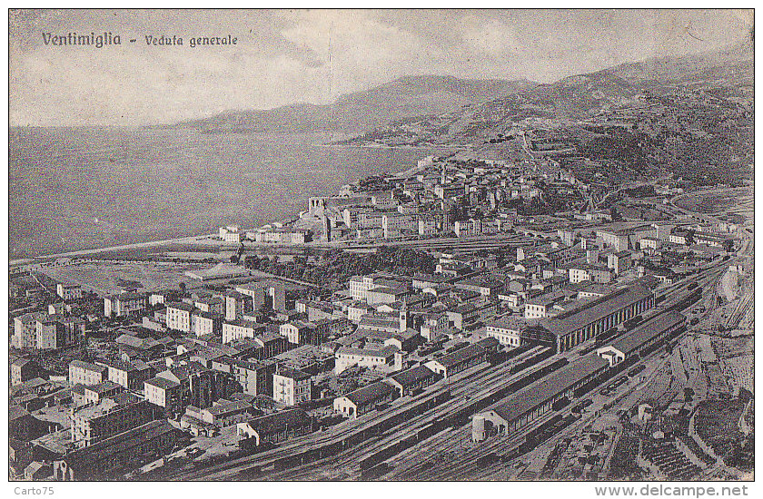 Italie - Vintimille - Ventimiglia - Gare De Chemins De Fer - Imperia