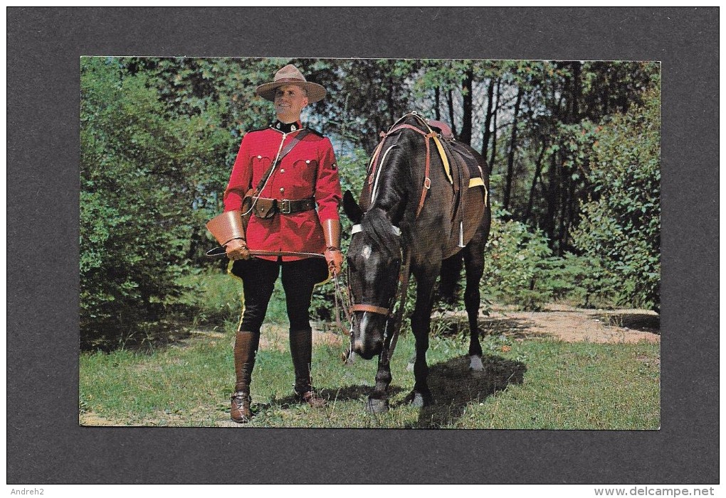 POLICE - ROYAL CANADIAN MOUNTED POLICE - R.C.M.P. CHEVAL - GENDARMERIE ROYALE DU CANADA - MEN IN SCARLET - Police - Gendarmerie