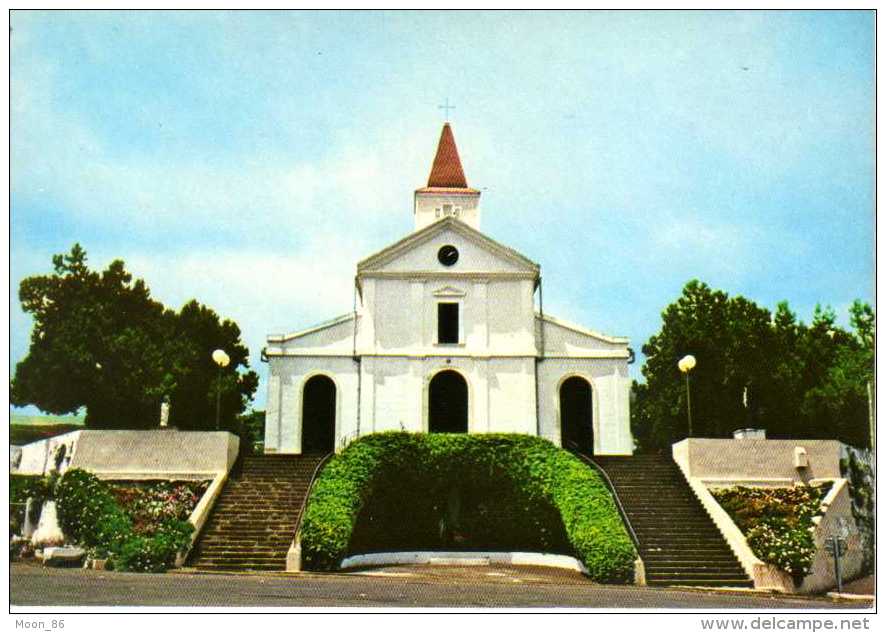 974 - ILE DE LA REUNION  - Ile Bourbon -  EGLISE DE TROIS BASSINS - Reunion