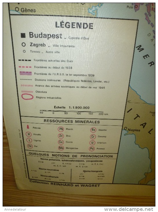 Carte Géographique (120cm X 100cm) Les Démocraties Populaires D'EUROPE Et L'URSS De 1921-1941 - Landkarten