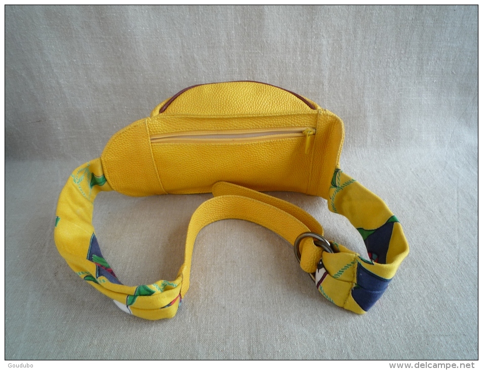 Sacoche Banane Sylvain Lefebvre En Cuir Jaune Ceinture Cuir Et Tissu Bariolé. Voir Photos. - Bourses Et Sacs