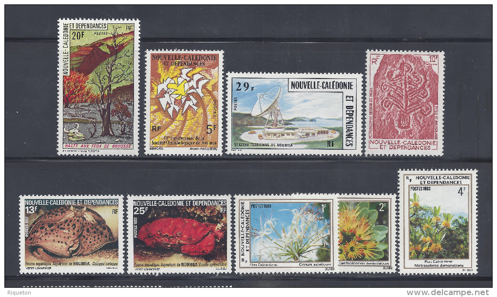 Nelle-CALEDONIE -  1975-85 -  PETIT LOT DE 17 TIMBRES NEUFS SANS CHARNIERES - XX - MNH - TTB  - - Verzamelingen & Reeksen