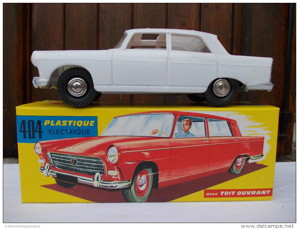 FJ. FRANCE JOUETS - Peugeot 404 Electrique. En Boite - - Other & Unclassified