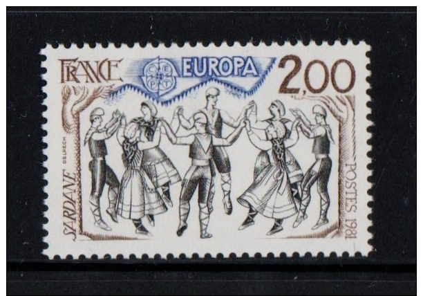 FRANCE 1981 Un Timbre (1) YT N° 2139** Europa Folklore La Sardane Pays Catalans Danses Traditionnelles - Neufs