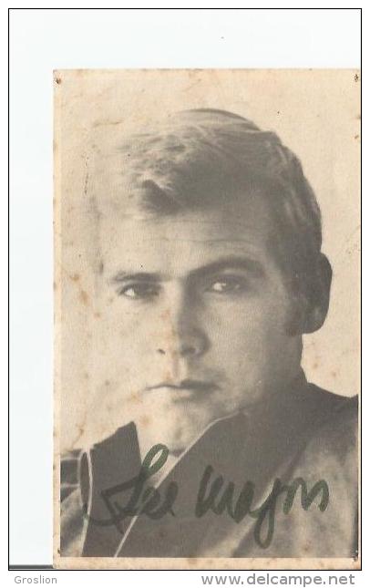 LEE MAJORS CARTE AVEC AUTOGRAPHE - Autres & Non Classés