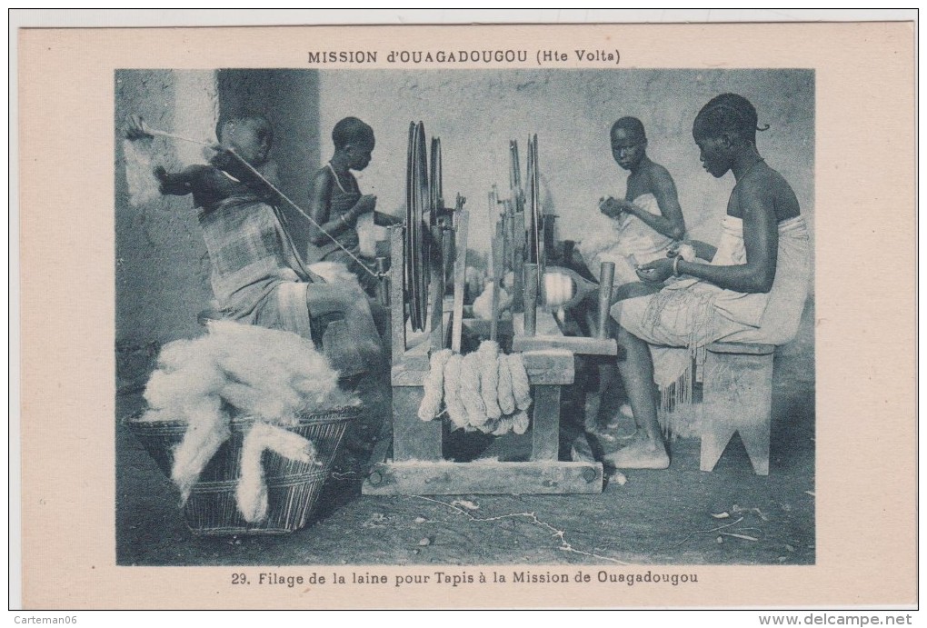 Burkina Faso - Mission D'Ouagadougou (Haute Volta) - Filage De La Laine Pour Tapis à La Mission De Ouagadougou - N° 29 - Burkina Faso