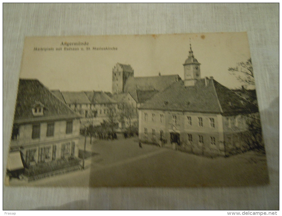 AK Angermünde --  MARKTPLATZ MIT RATHAUS ST MARINKIRCHE - Angermuende