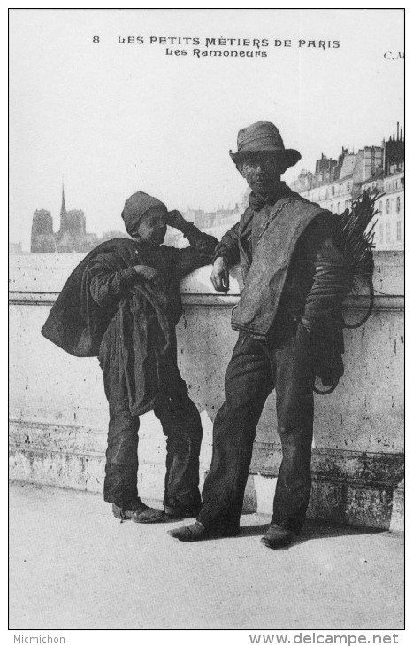 CPA Les Petits Métiers Parisiens Les Ramoneurs - Petits Métiers à Paris