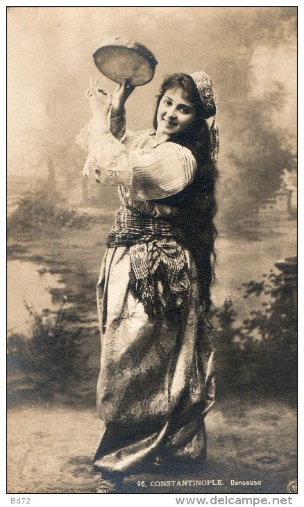 CONSTANTINOPLE - Danseuse - Türkei