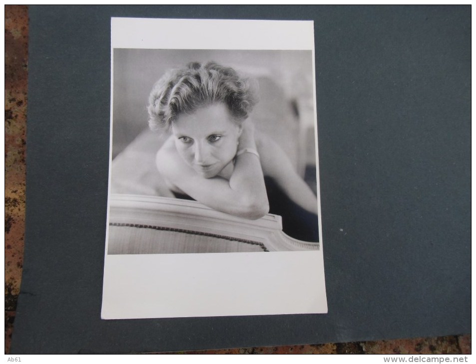 Portrait Femme (anna Schyguila ) Cannes Mai 1983 - Artisti