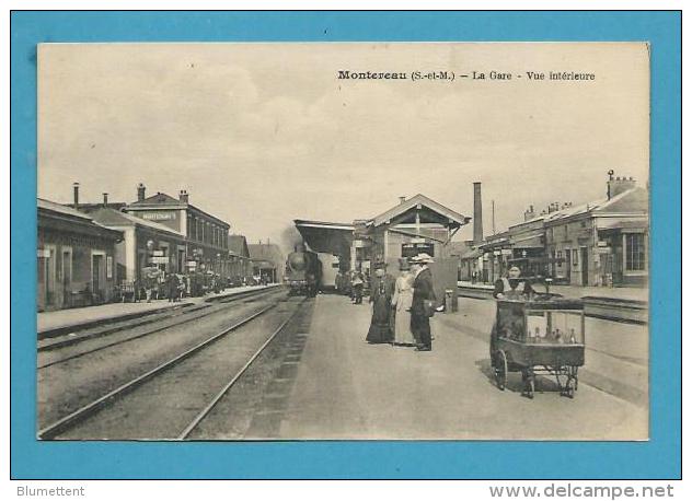 CPA Chemin De Fer Marchand Ambulant Sur Le Quai -  Arrivée Du Train En Gare De MONTEREAU 77 - Montereau