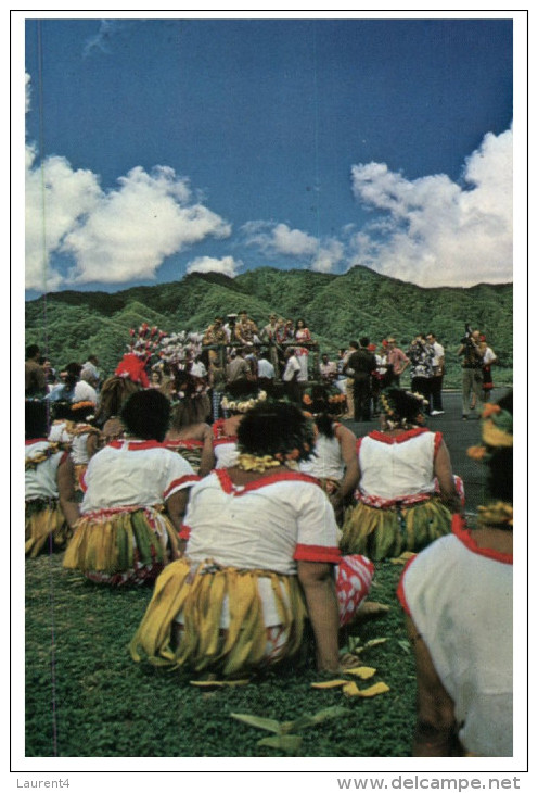 (975) American Samoa People Welcome The Astronaut From The Apollo Mon Mission After Splash Down - Space - - Espace