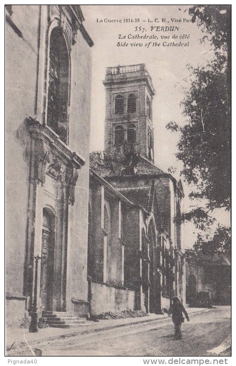 Cp , 55 , VERDUN , La Cathédrale , Vue De Côté - Verdun