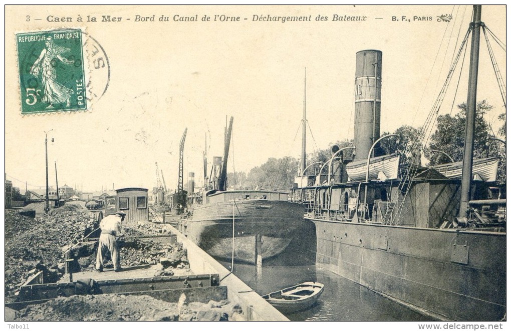 Caen à La Mer - Bord Du Canal De L'Orne - Déchargement Des Bateaux - Caen